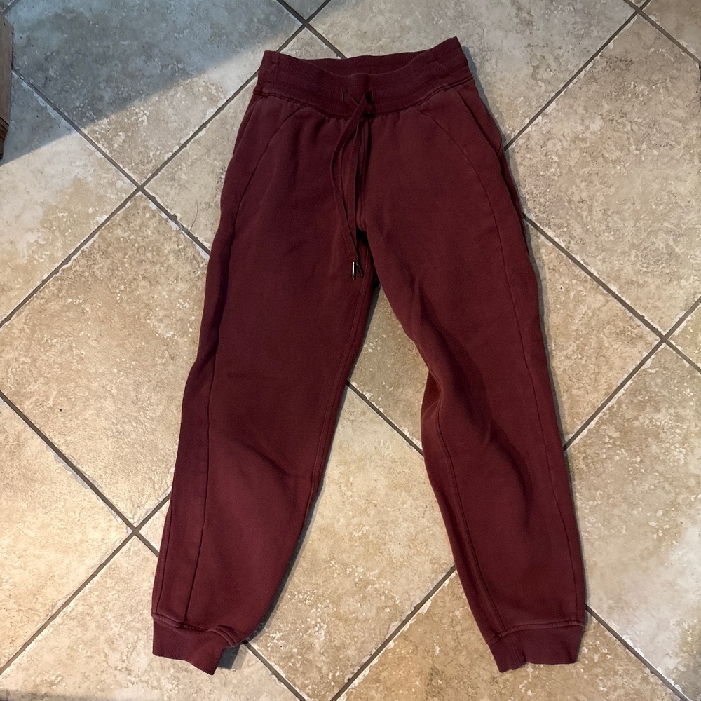 lululemon joggers